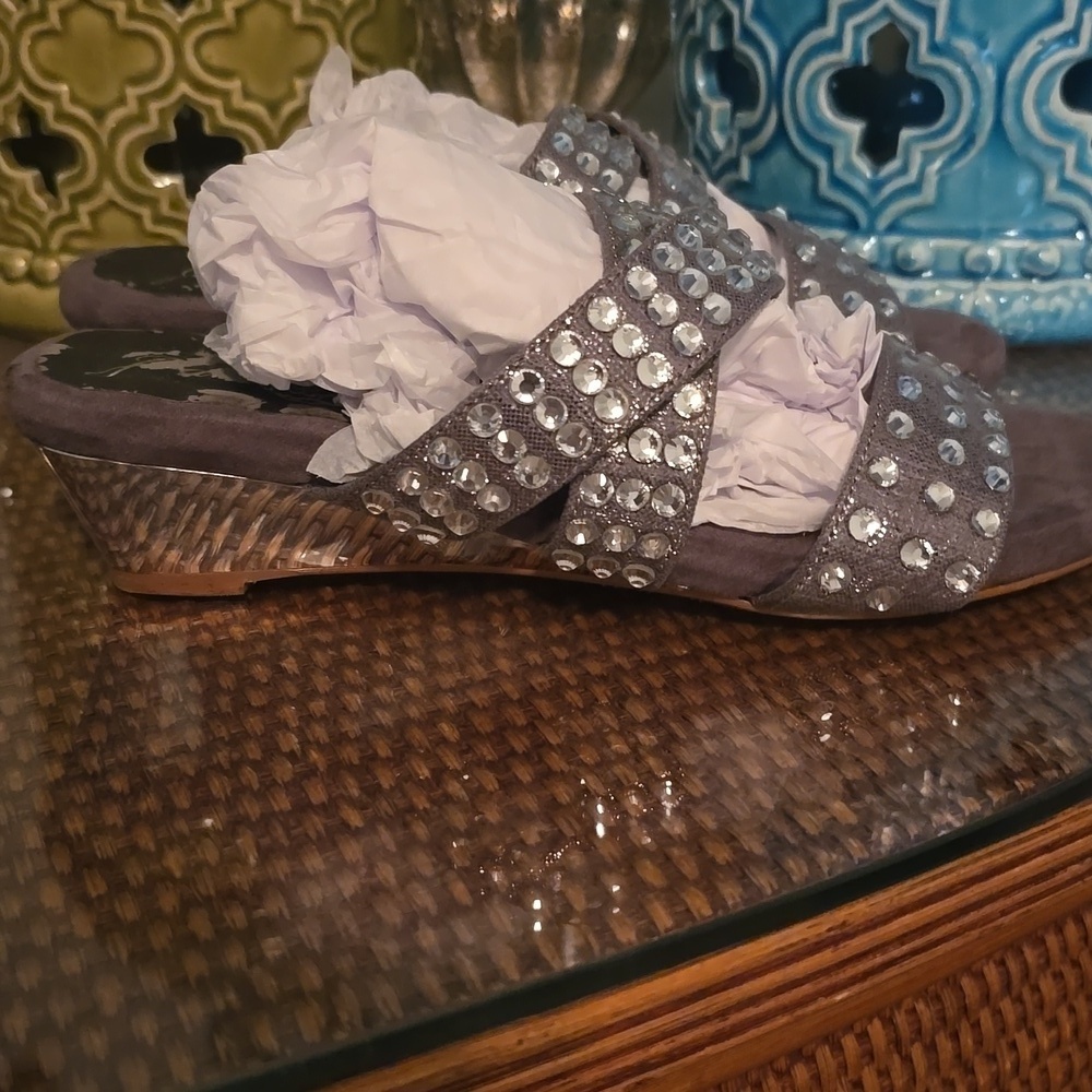 Joan Boyce Gray Mirrored Low Wedge Sandal with Rhinestones  Size 7 (#8) - Picture 8 of 13
